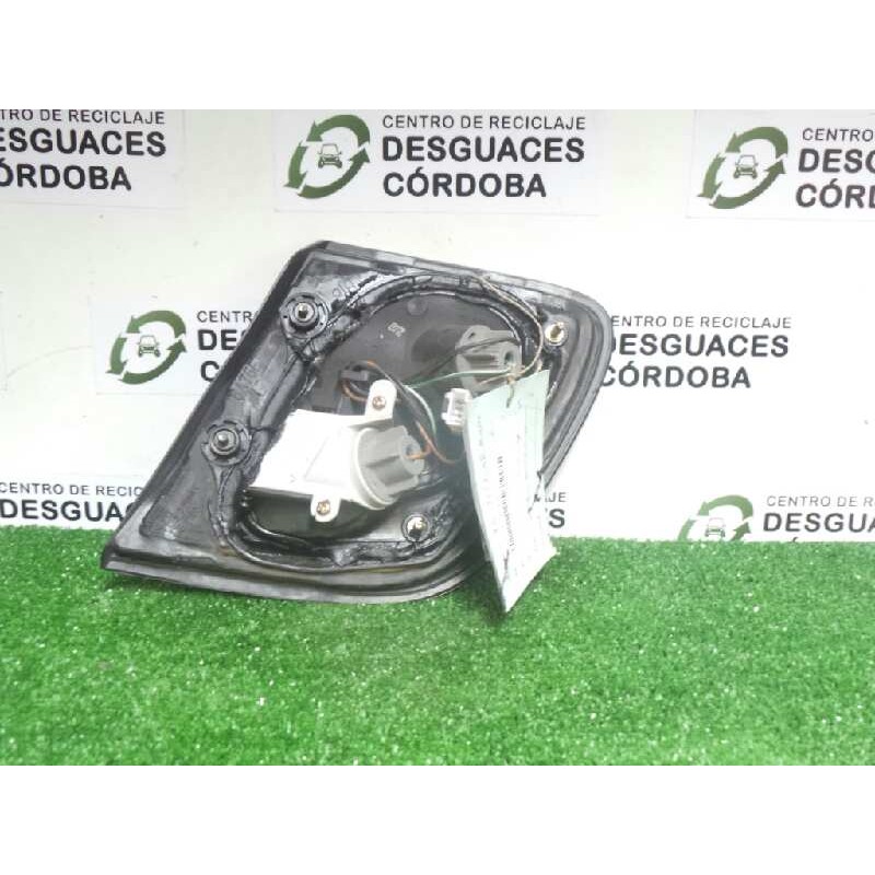 Recambio de piloto trasero izquierdo para nissan almera (n15) 1.4 16v cat referencia OEM IAM  >00 INTERIOR