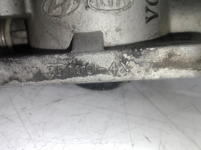 Recambio de caja mariposa para kia carnival 2.9 crdi cat referencia OEM IAM 351004X  