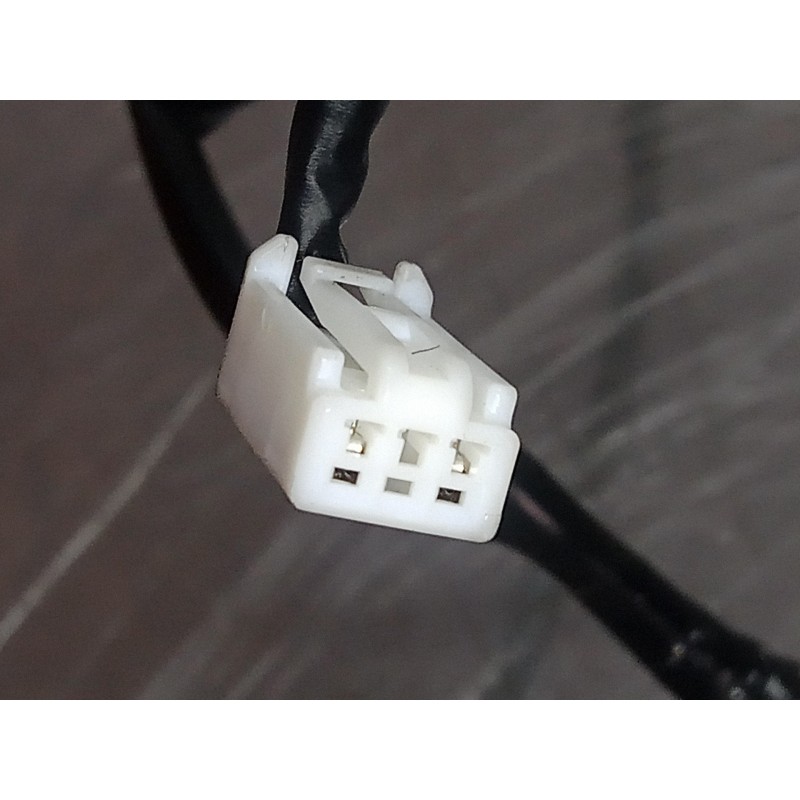 Recambio de enganche cinturon delantero derecho para toyota auris 1.6 16v cat referencia OEM IAM E034501  