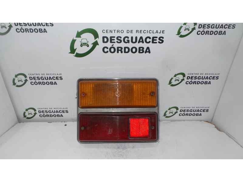 Recambio de piloto trasero derecho para seat 124 1200 referencia OEM IAM  71-75 CON PORTALAMPARAS - AMBAR-ROJO