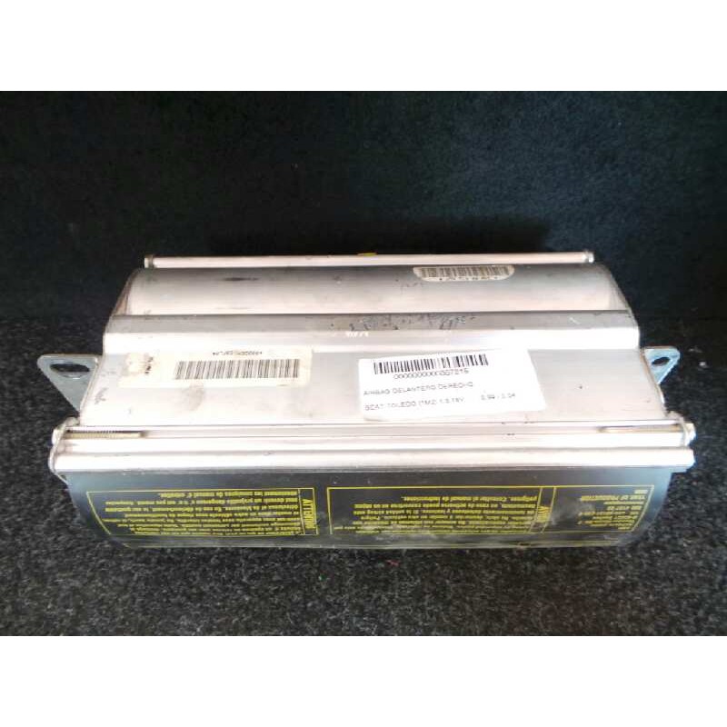 Recambio de airbag delantero derecho para seat toledo (1m2) 1.6 16v referencia OEM IAM 002QEM1S0FL0-1827101032-1828101027  
