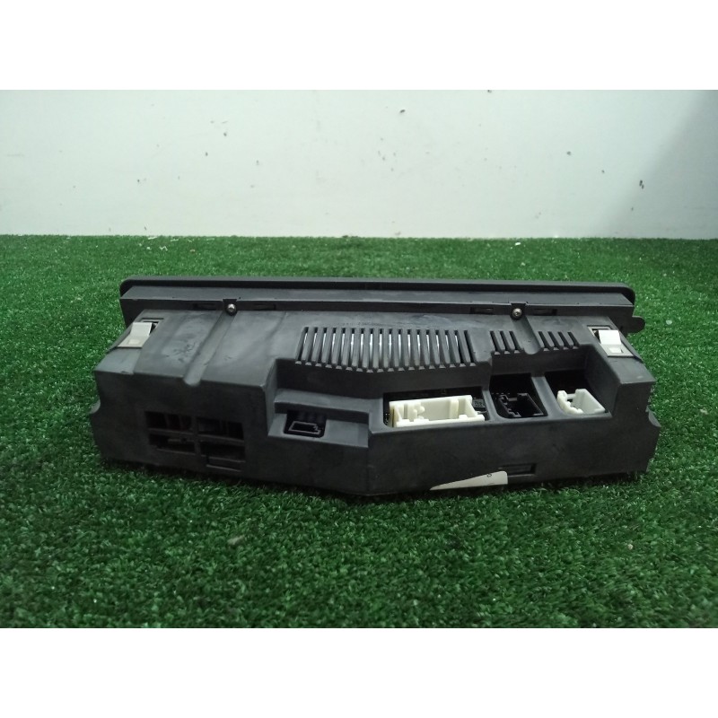 Recambio de mando climatizador para bmw serie 3 berlina (e46) 3.0 turbodiesel referencia OEM IAM 64116907897-5HB00773816  