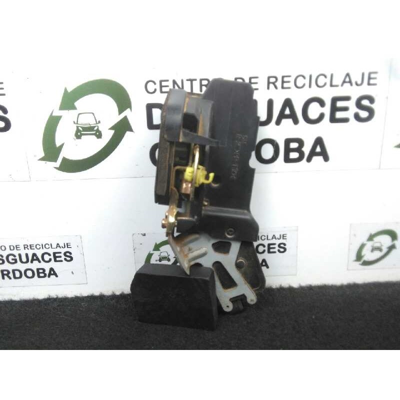 Recambio de cerradura puerta trasera derecha para hyundai santa fe (sm) 2.4 cat referencia OEM IAM   