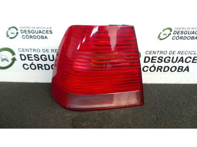 Recambio de piloto trasero izquierdo para volkswagen bora berlina (1j2) 1.9 tdi referencia OEM IAM   