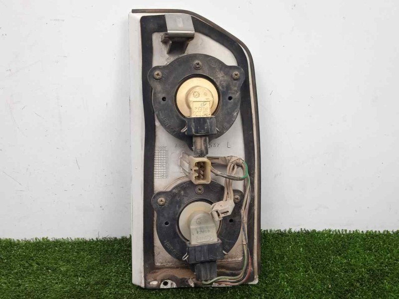 Recambio de piloto trasero izquierdo para santana santana 350 santana 350 jlx referencia OEM IAM 35537L  
