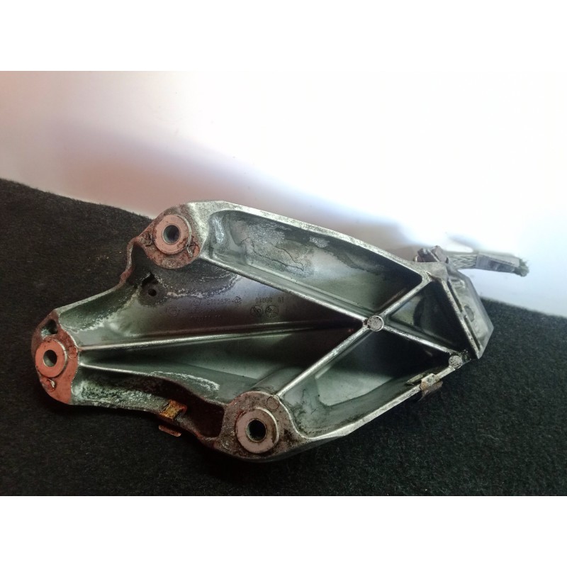 Recambio de soporte motor para bmw x5 (e70) 3.0 turbodiesel cat referencia OEM IAM 22116772679-67871110  