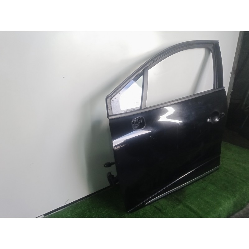 Recambio de puerta delantera izquierda para renault clio iv 1.2 16v referencia OEM IAM   