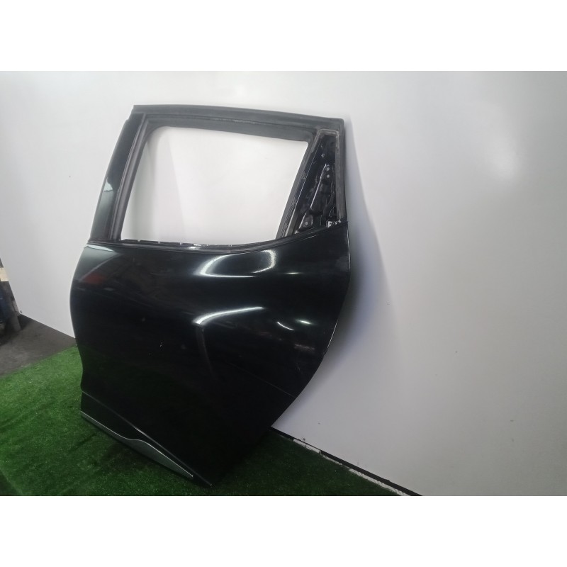 Recambio de puerta trasera izquierda para renault clio iv 1.2 16v referencia OEM IAM   