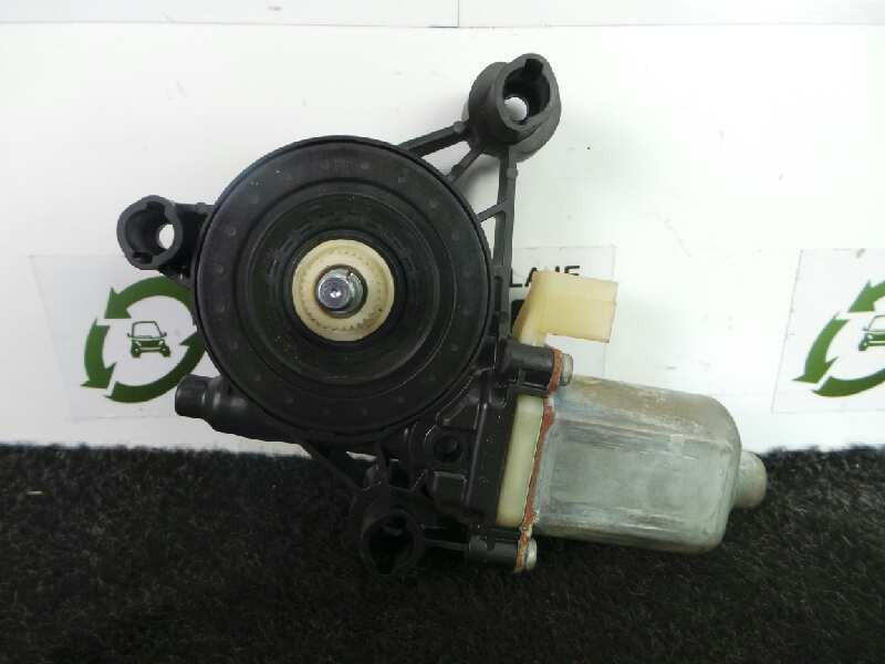 Recambio de motor elevalunas delantero derecho para audi q2 (gab) 1.6 tdi referencia OEM IAM 850202099  
