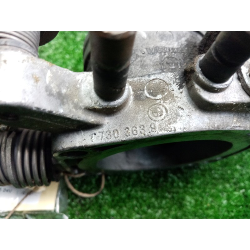 Recambio de caja mariposa para bmw serie 3 berlina (e36) 2.5 24v referencia OEM IAM 17303639  