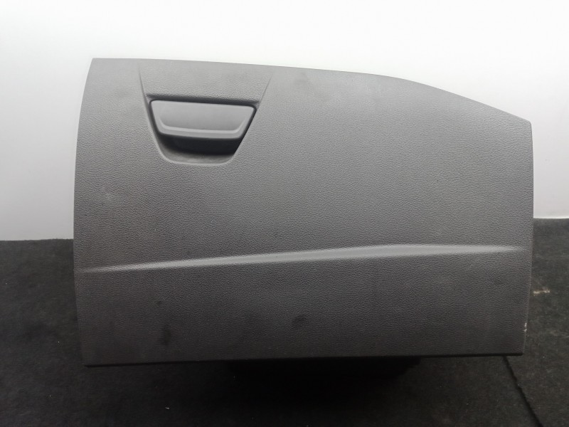 Recambio de guantera para ford focus lim. (cb8) 1.6 tdci cat referencia OEM IAM BM51A06044  