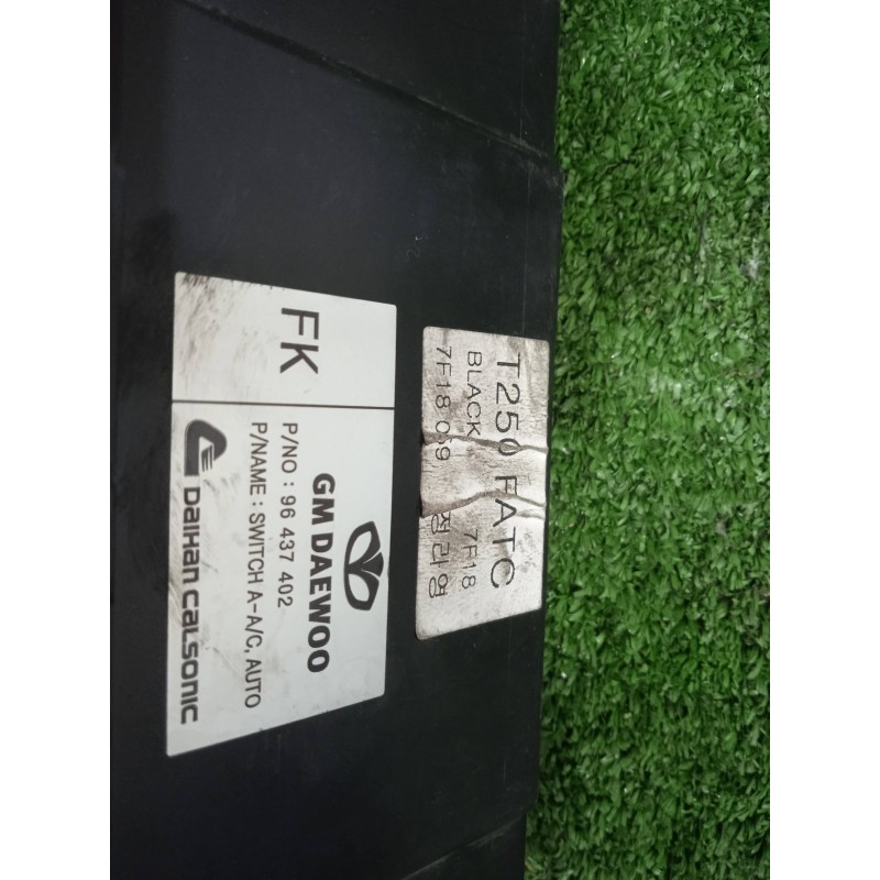 Recambio de mando calefaccion / aire acondicionado para chevrolet aveo referencia OEM IAM 96437402  T250FATC