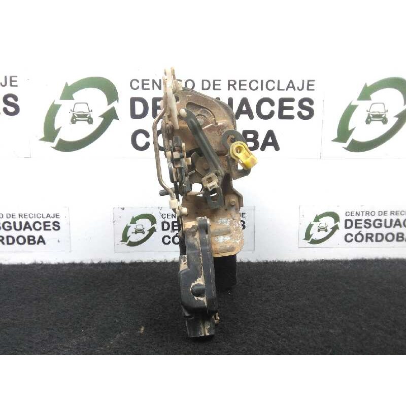 Recambio de cerradura puerta trasera izquierda para hyundai santa fe (sm) 2.4 cat referencia OEM IAM   
