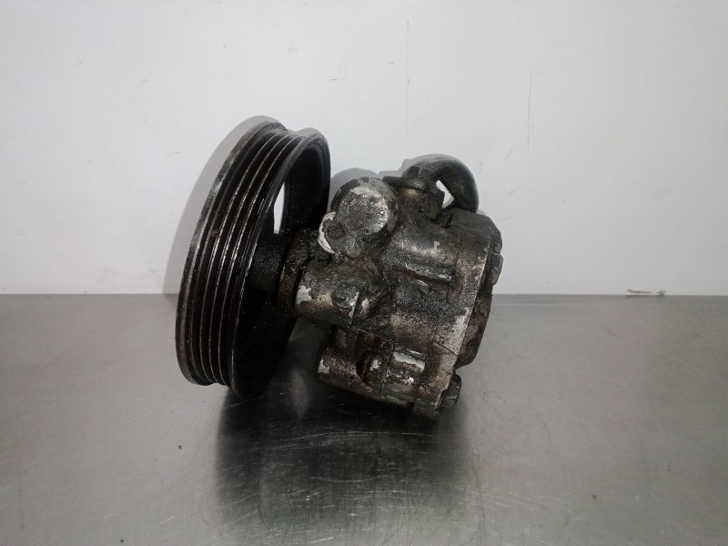 Recambio de bomba servodireccion para kia shuma ii 1.6 cat referencia OEM IAM 0K2N132600 132505 S6D