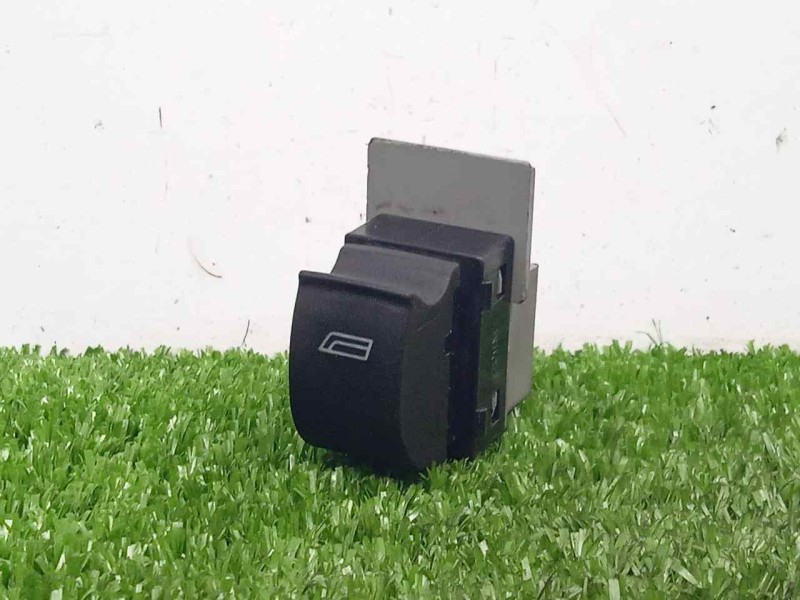 Recambio de mando elevalunas delantero derecho para audi a6 berlina (4b2) 2.4 v6 30v referencia OEM IAM 4B0959855  
