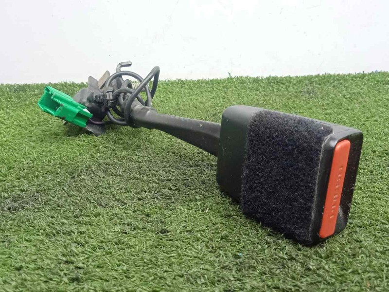 Recambio de enganche cinturon delantero izquierdo para land rover evoque 2.2 td4 cat referencia OEM IAM BJ3261208BC8PVJ-62152350