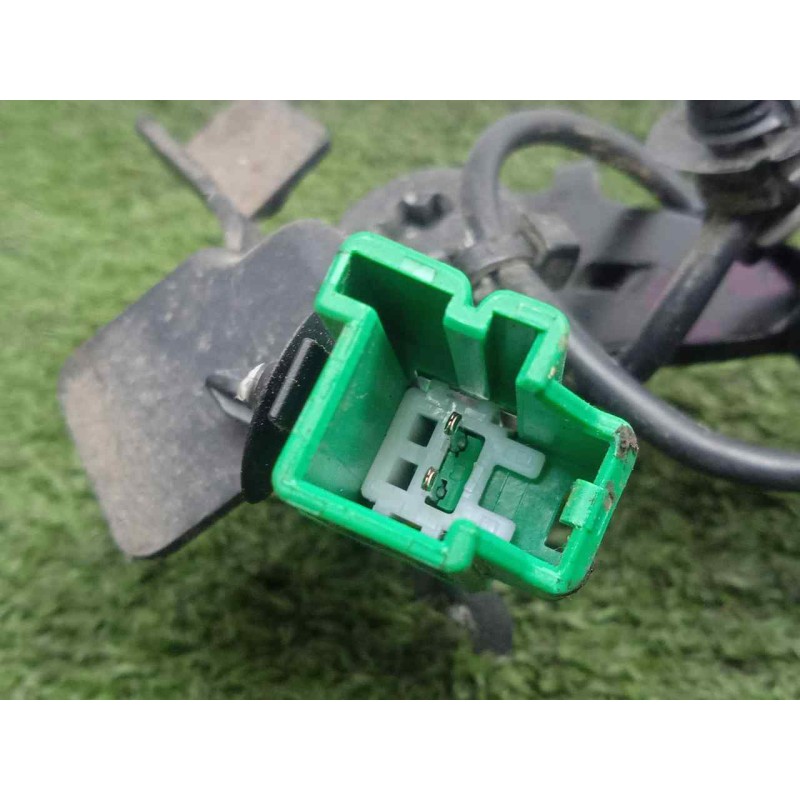 Recambio de enganche cinturon delantero izquierdo para land rover evoque 2.2 td4 cat referencia OEM IAM BJ3261208BC8PVJ-62152350