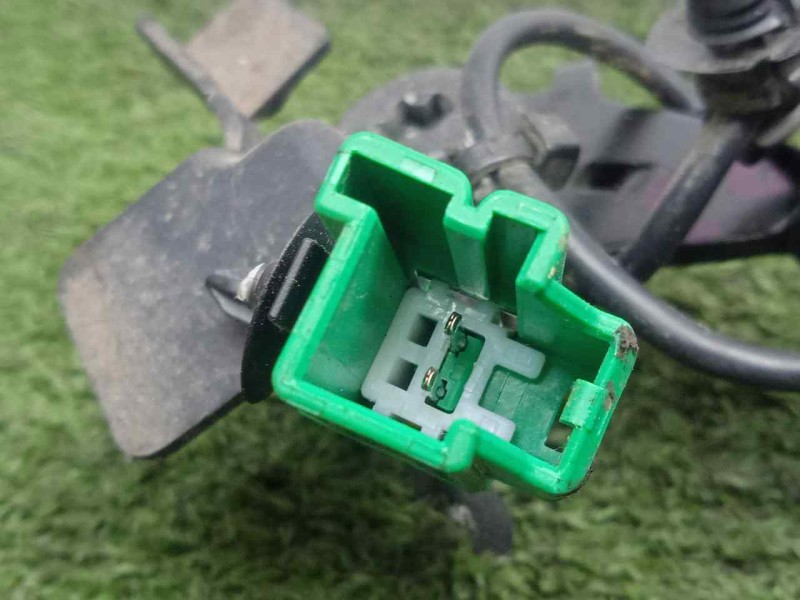 Recambio de enganche cinturon delantero izquierdo para land rover evoque 2.2 td4 cat referencia OEM IAM BJ3261208BC8PVJ-62152350