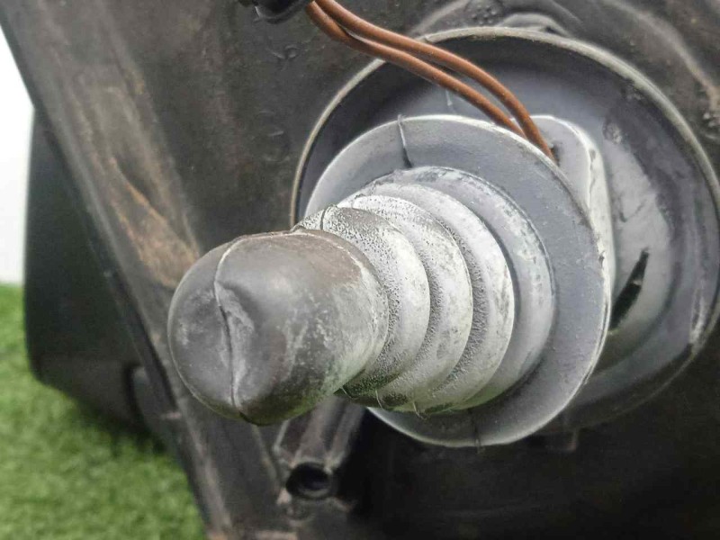 Recambio de retrovisor izquierdo para peugeot 206 berlina 1.4 referencia OEM IAM SINREFERENCIA MANUAL - 2.CABLES NEGRO