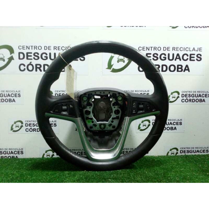 Recambio de volante para opel insignia berlina 2.0 cdti referencia OEM IAM 13306885 CUERO CON.MANDO MULTIFUNCION