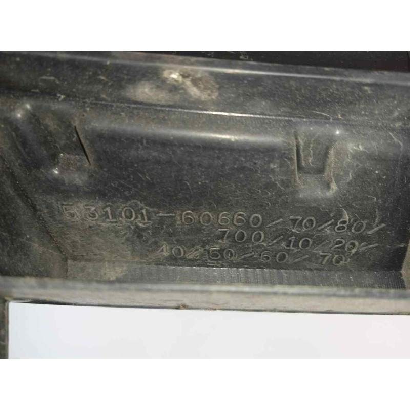 Recambio de rejilla delantera para toyota land cruiser (j15) 3.0 turbodiesel cat referencia OEM IAM 5310160660  