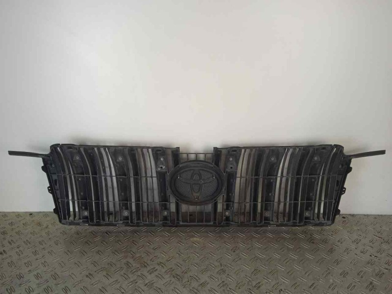 Recambio de rejilla delantera para toyota land cruiser (j15) 3.0 turbodiesel cat referencia OEM IAM 5310160660  