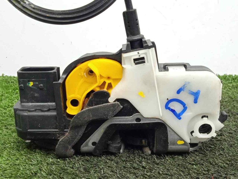 Recambio de cerradura puerta delantera izquierda para opel insignia berlina 2.0 cdti cat referencia OEM IAM SINREFERENCIA 6.PINE