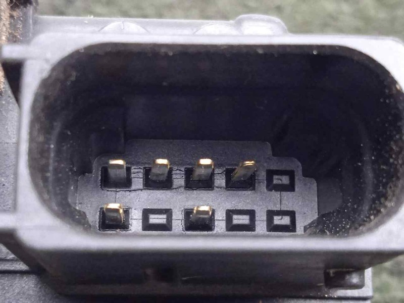 Recambio de cerradura puerta delantera izquierda para opel insignia berlina 2.0 cdti cat referencia OEM IAM SINREFERENCIA 6.PINE