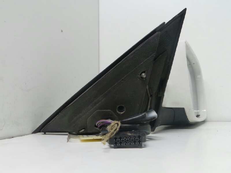 Recambio de retrovisor derecho para volkswagen passat variant (3b5) 1.9 tdi referencia OEM IAM  ELECTRICO BLANCO