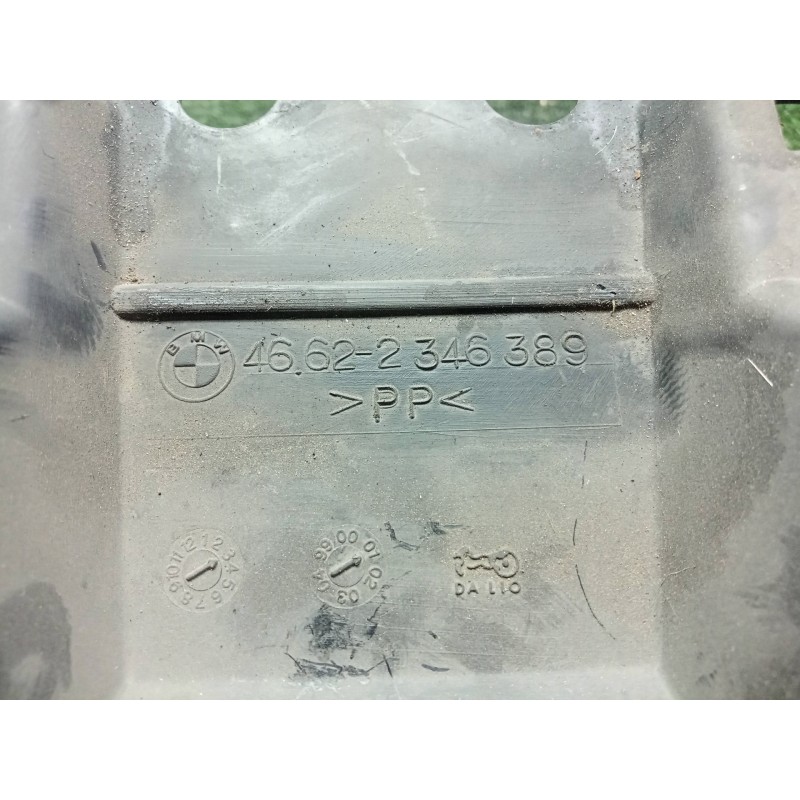 Recambio de moldura para bmw f 650 referencia OEM IAM 46622346389 R13 - 00-06 