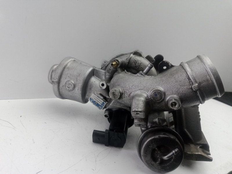 Recambio de turbocompresor para audi a4 ber. (b8) 1.8 16v tfsi referencia OEM IAM 06H145701L  