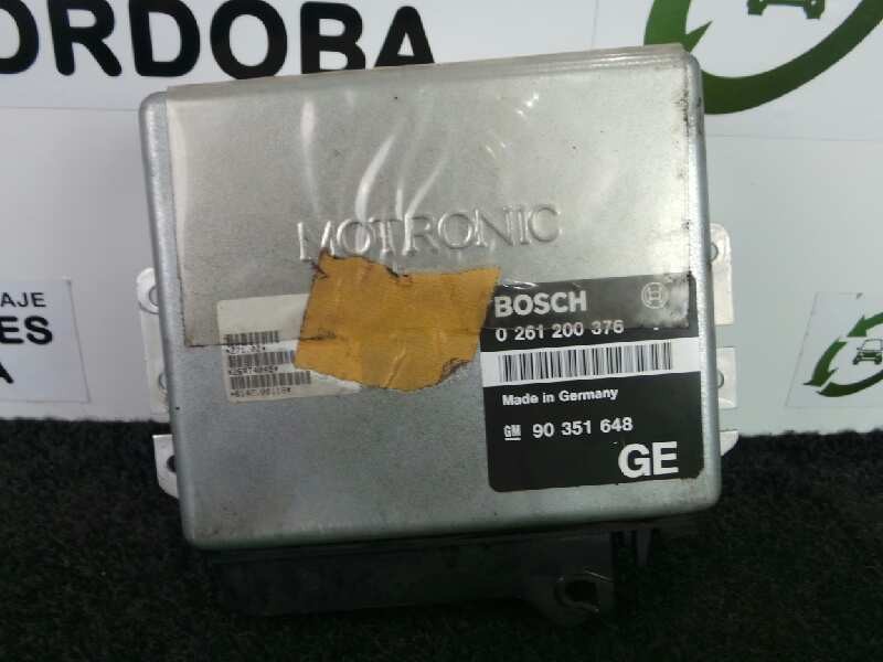 Recambio de centralita motor uce para opel vectra a 2.0 referencia OEM IAM 0261200376-90351648 BOSCH 