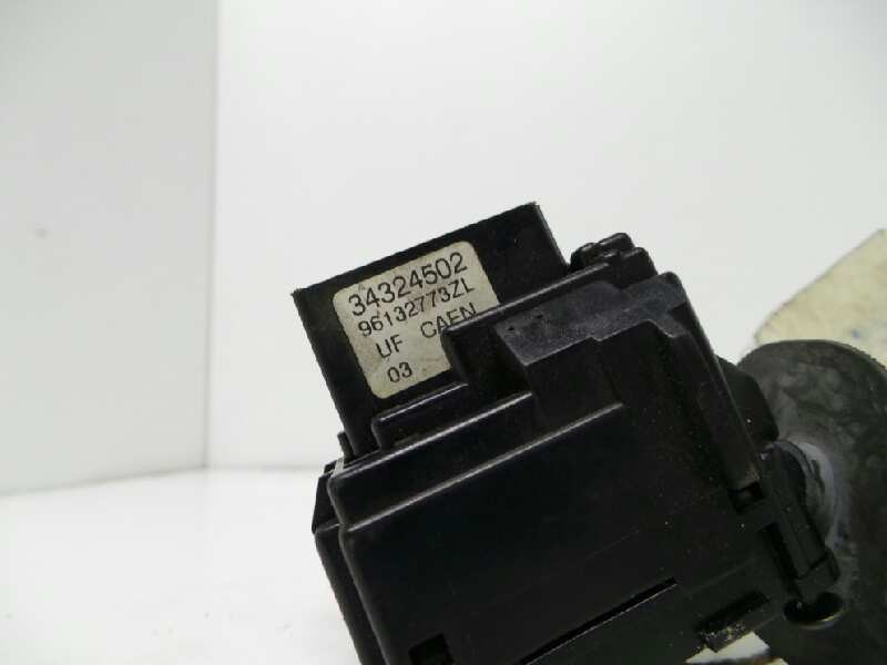 Recambio de mando limpia para citroën xantia berlina referencia OEM IAM 96132773ZL  