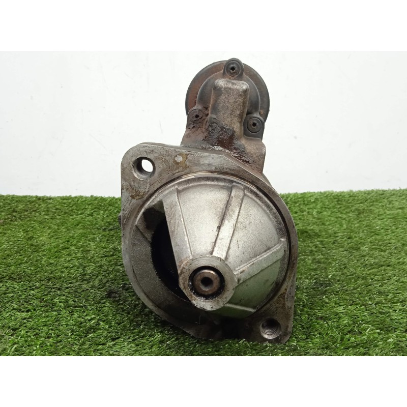 Recambio de motor arranque para nissan serena (c23m) 2.0 diesel referencia OEM IAM 9000331424 9.DIENTES BOSCH