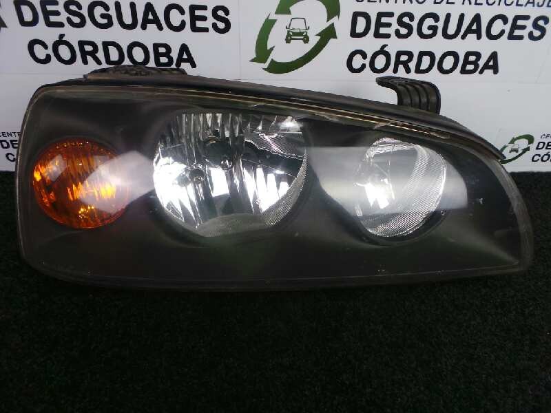 Recambio de faro derecho para hyundai elantra (xd) 2.0 crdi cat referencia OEM IAM 083211127 04-07 