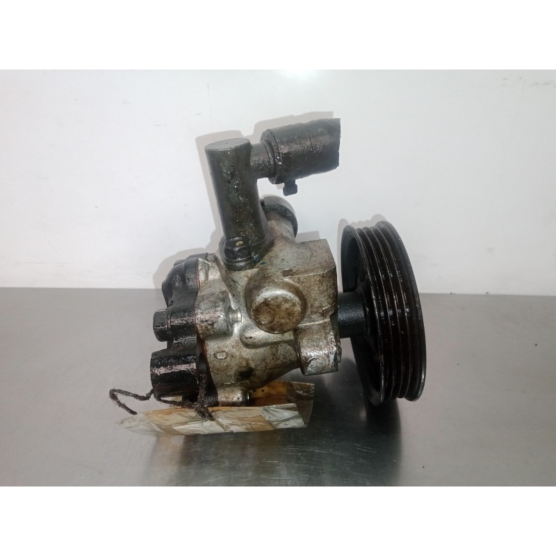 Recambio de bomba direccion para hyundai accent (lc) 1.3 cat referencia OEM IAM 5711025000-YS9115 MANDO 