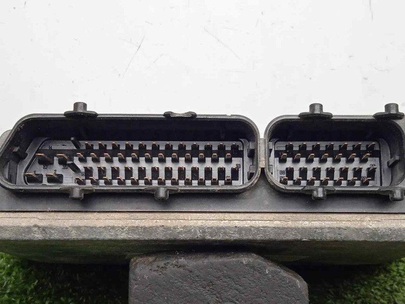 Recambio de centralita motor uce para audi a3 (8l) 1.9 tdi referencia OEM IAM 0281001852-038906018AK  BOSCH