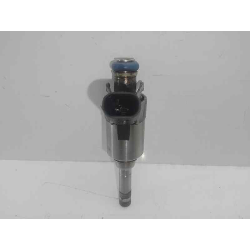 Recambio de inyector para audi a4 ber. (b8) 1.8 16v tfsi referencia OEM IAM 06J133036B  