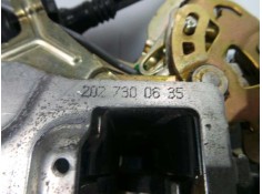 Recambio de cerradura puerta trasera derecha para mercedes-benz clase e (w210) berlina diesel 2.7 cdi 20v cat referencia OEM IAM 2