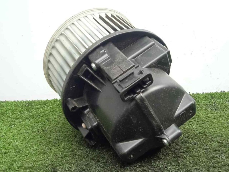 Recambio de motor calefaccion para land rover evoque 2.2 td4 cat referencia OEM IAM 6G9N18D413BA Ø DIAMETRO: 135MM 