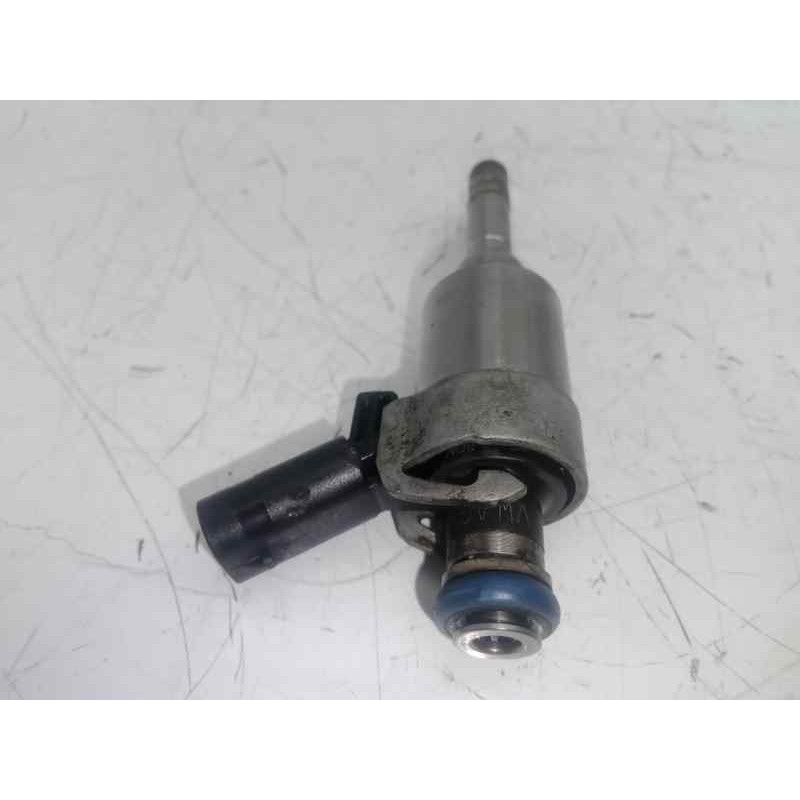 Recambio de inyector para audi a4 ber. (b8) 1.8 16v tfsi referencia OEM IAM 06J133036B  