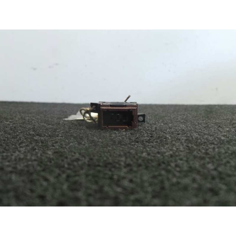 Recambio de mando elevalunas delantero derecho para renault safrane (b54) 2.0 16v referencia OEM IAM  PUERTA IZQUIERDA 