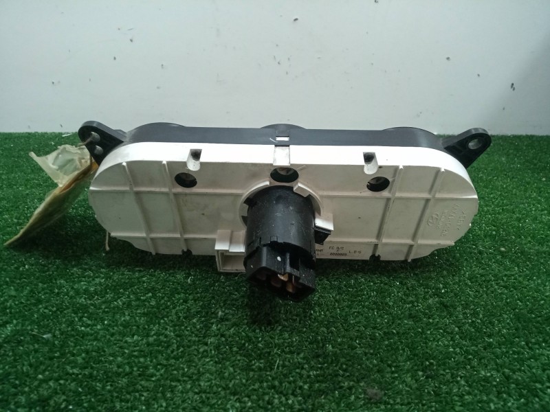 Recambio de mando calefaccion / aire acondicionado para hyundai matrix (fc) 1.5 crdi cat referencia OEM IAM 9725017XXX  