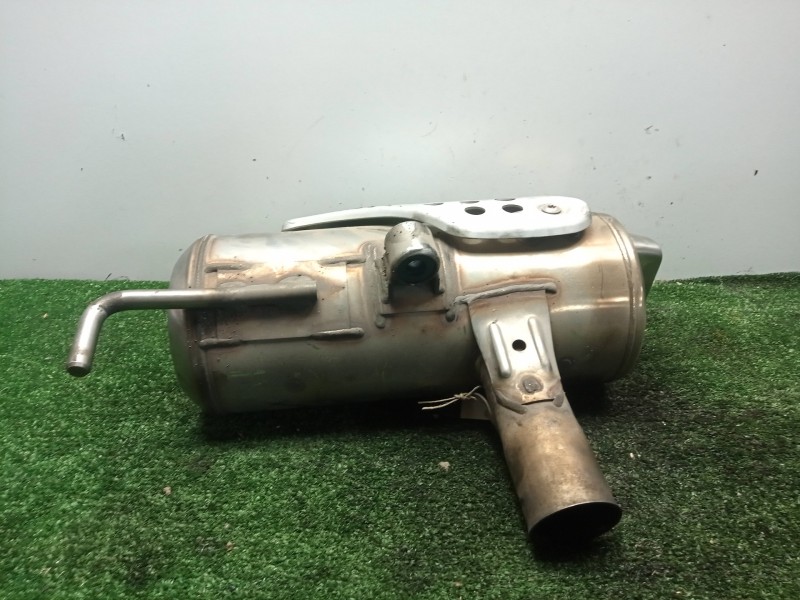 Recambio de silenciador trasero para bmw f 650 referencia OEM IAM 18122345850 R13-00-06 DERECHO