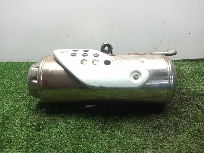 Recambio de silenciador trasero para bmw f 650 referencia OEM IAM 18122345850 R13-00-06 DERECHO