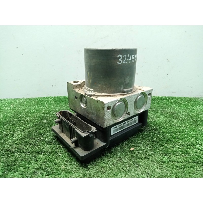 Recambio de abs para renault megane ii berlina 3p 1.5 dci diesel referencia OEM IAM 8200038695-0265800300-  