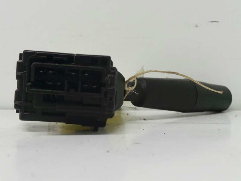 Recambio de mando limpia para peugeot 106 (s2) referencia OEM IAM 9614171077  34326001