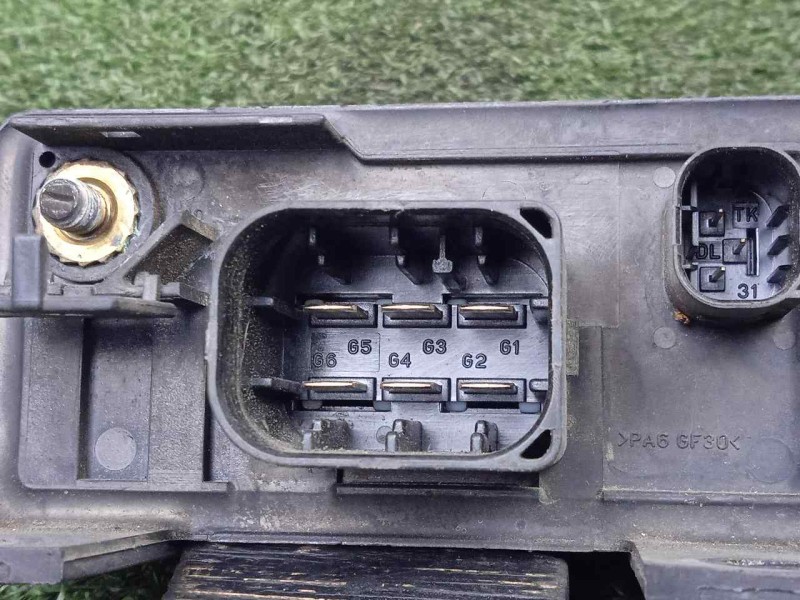 Recambio de caja precalentamiento para mercedes-benz clase e (w210) berlina diesel 2.9 turbodiesel cat referencia OEM IAM SINREF
