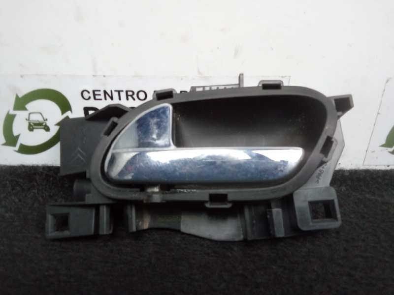 Recambio de maneta interior delantera izquierda para peugeot 207 1.6 hdi referencia OEM IAM 96555518VD CROMADA 