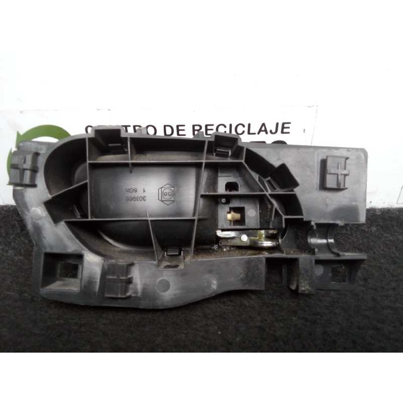 Recambio de maneta interior delantera izquierda para peugeot 207 1.6 hdi referencia OEM IAM 96555518VD CROMADA 